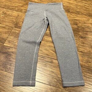 Lululemon striped grey and white Capri leggings